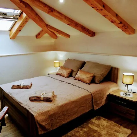 Lux Attic Old Town Rab Διαμέρισμα