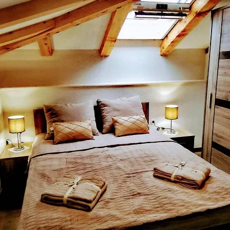 Lux Attic Old Town Rab * Ραμπ