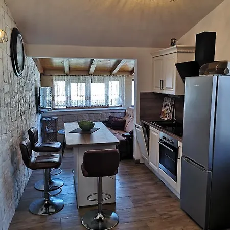 Lux Attic Old Town Rab Apartment